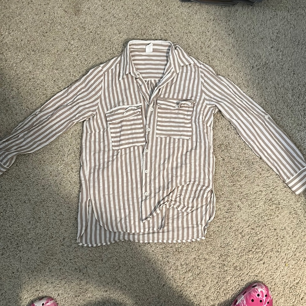 Vici Size M shirt